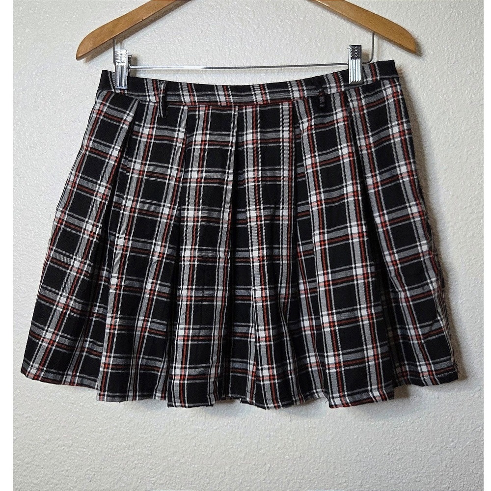 Hot Topic Plaid Pleated Mini Skirt Size M Grunge Schoolgirl Dark Academia Preppy
